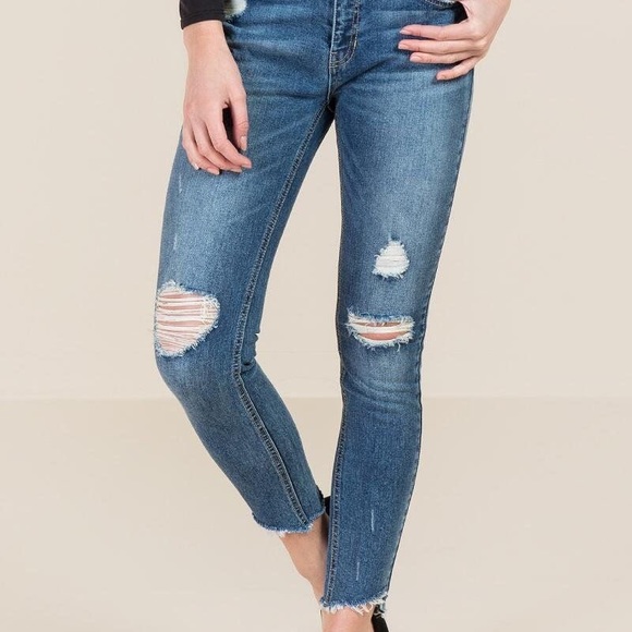 Franchescas jeans! - Picture 2 of 2